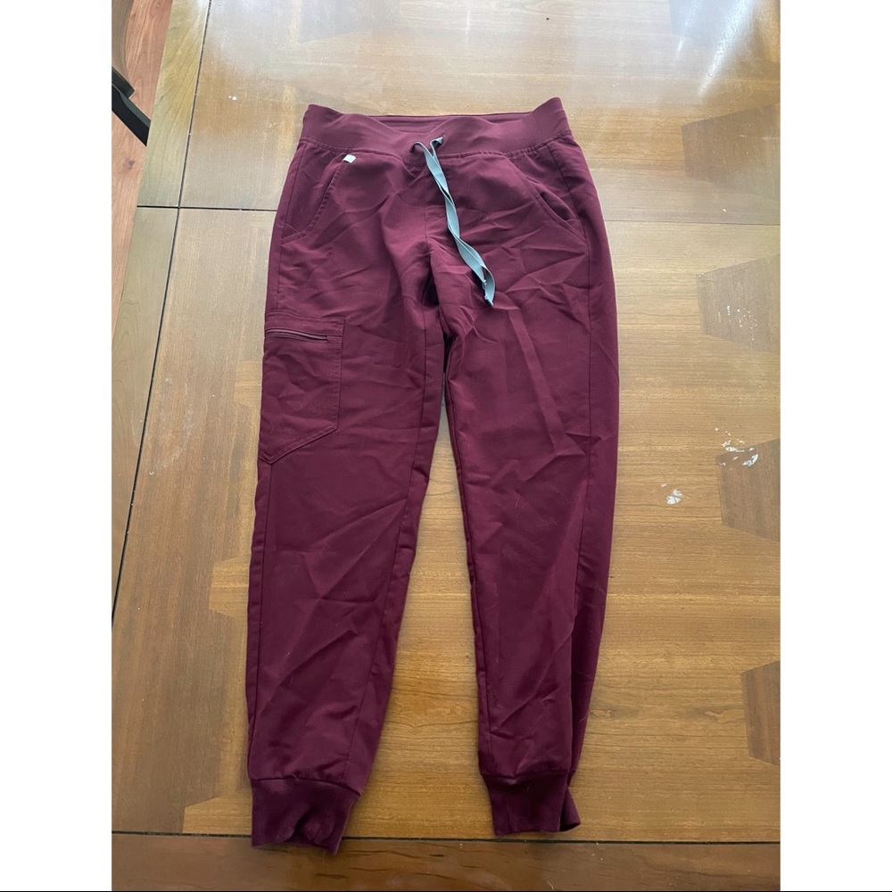 Figs Zamora Jogger Scrub Pants XS Petite Burgundy